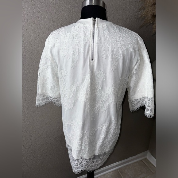 White Lace Top w Gold Embellishment Size S NWOT - Picture 2 of 2